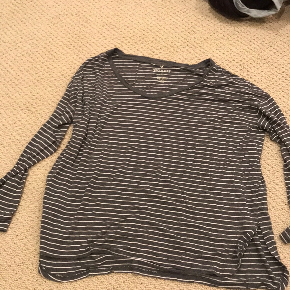 american eagle long sleeve tee